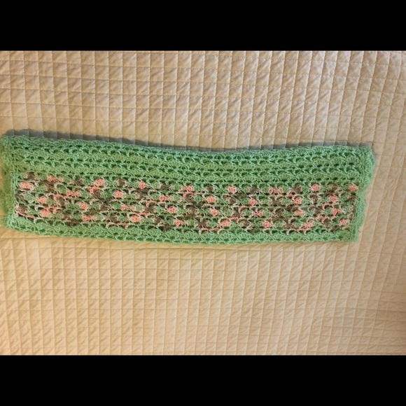 Handmade by ME Crochet BABY blanket - Picture 2 of 2